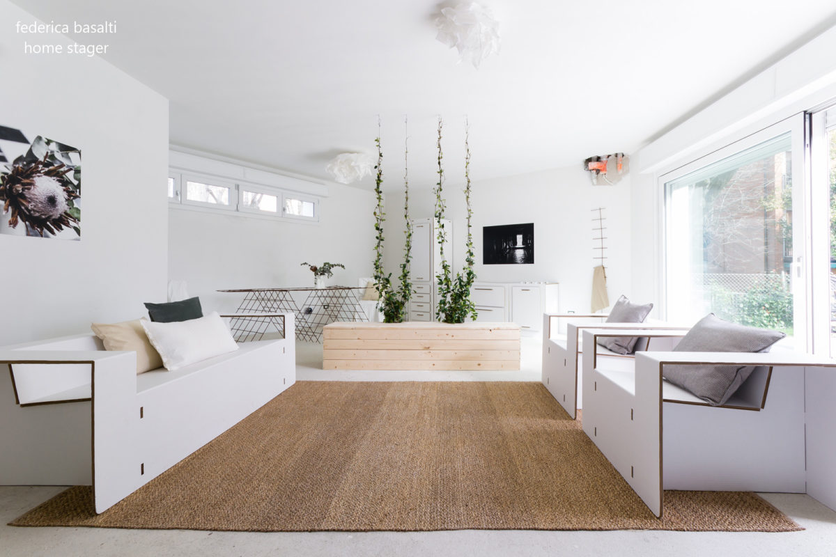 Foto centrale salotto dopo home staging